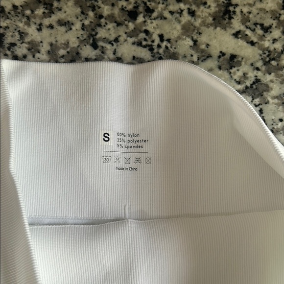 White Shapewear Set with High-Waisted Support - Picture 5 of 6